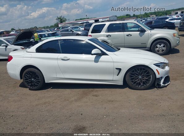 WBA4Z3C51JEC47905 2018 BMW 4 SERIES White Вид задньої частини салону