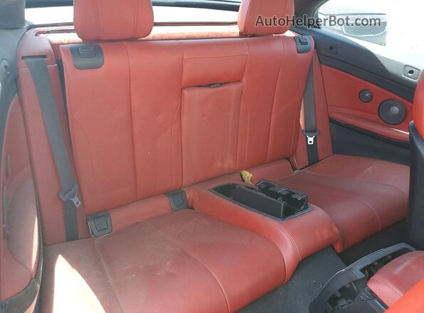 WBA4Z5C09L5N57929 2020 BMW OTHER White Rear seats view