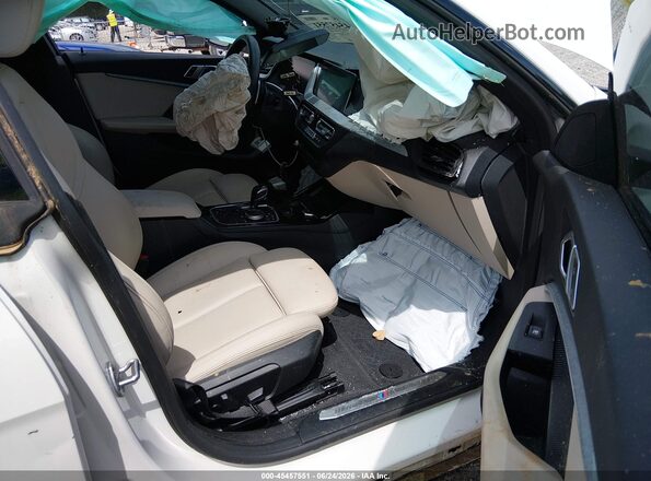 WBA53AK05N7K46389 2022 BMW 2 SERIES Белый Вид салона спереди