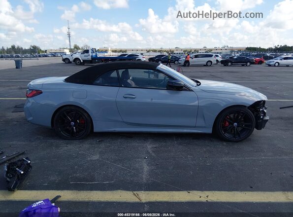WBA53AT08PCM65467 2023 BMW M4 Gray Widok wnętrza 360 stopni