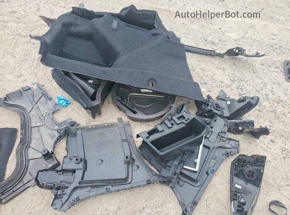 WBA53BH02MCF05443 2021 BMW 5 SERIES Black ძრავის განყოფილების ხედი