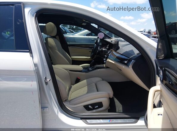 WBA53BH02MWX09395 2021 BMW 5 SERIES White Սալոնի դիմացի տեսք