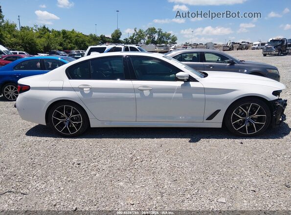 WBA53BH02MWX09395 2021 BMW 5 SERIES White Սալոնի 360 աստիճան տեսք