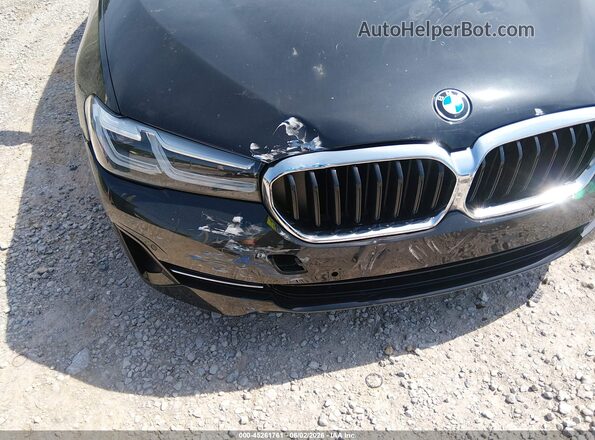WBA53BH02PWY03037 2023 BMW 5 SERIES Black Widok z przodu