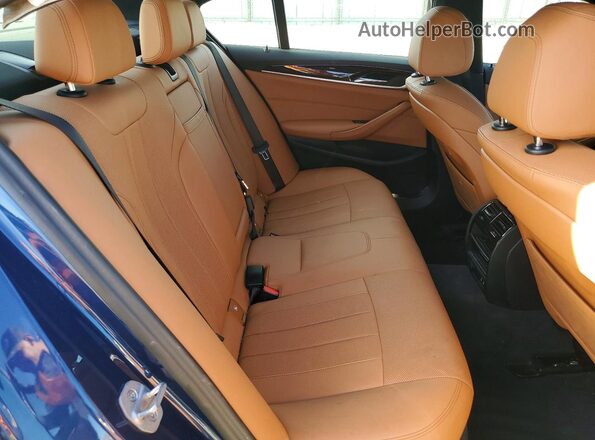 WBA53BH04PWY20504 2023 BMW 5 SERIES Blue Widok tylnych siedzeń