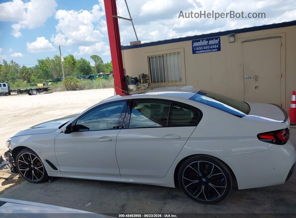 WBA53BJ03PCL90539 2023 BMW 5 SERIES White Панорамний вид салону 360°