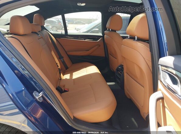 WBA53BJ03PWX99767 2023 BMW 5 SERIES Blue VIN կոդի պիտակի տեսք