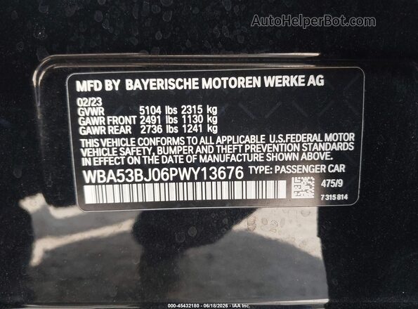 WBA53BJ06PWY13676 2023 BMW 5 SERIES Black ძრავის განყოფილების ხედი