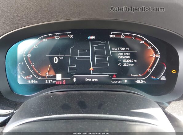 WBA53BJ06PWY13676 2023 BMW 5 SERIES Black უკანა სავარძლების ხედი