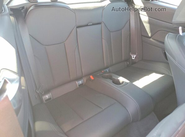 WBA53DB01TCW85319 2026 BMW 4 SERIES Red უკანა სავარძლების ხედი