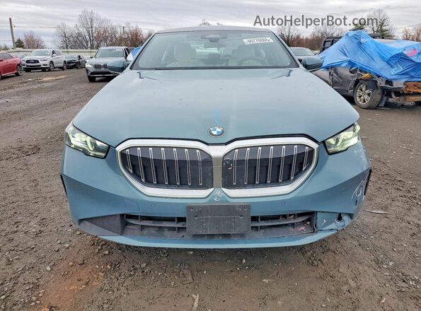 WBA53FJ00SCT65758 2025 BMW 5 SERIES Teal Widok z przodu