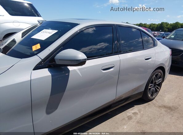 WBA53FJ05RCT09096 2024 BMW 5 SERIES Gray Սալոնի 360 աստիճան տեսք