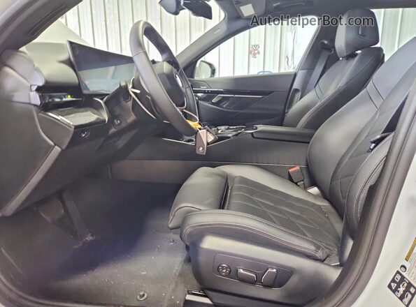 WBA53FJ06TCW40907 2026 BMW 5 SERIES White 