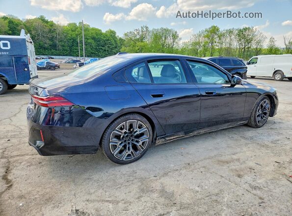 WBA53FJ08SCU29075 2025 BMW 5 SERIES Blue Tył prawy