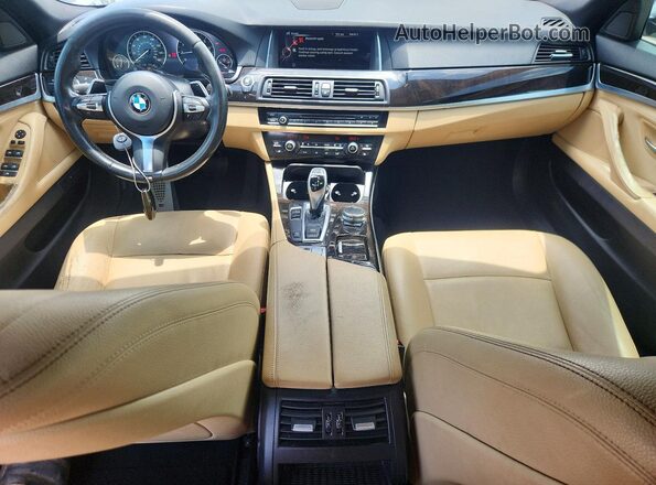 WBA5A5C5XGD529379 2016 BMW 5 SERIES White Dashboard view