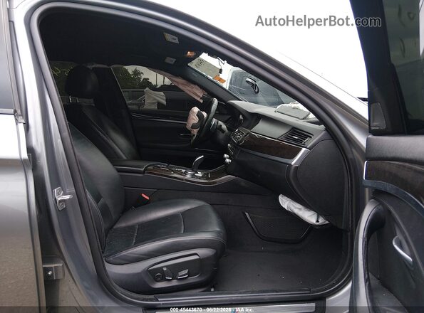 WBA5B1C51GG551615 2016 BMW 5 SERIES Gray Front interior view