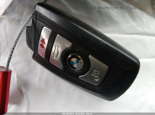 WBA5B1C51GG551615 2016 BMW 5 SERIES Gray Dashboard view