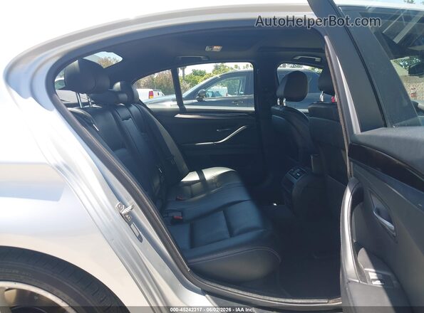 WBA5B1C54GG551849 2016 BMW 7 SERIES Silver Widok naklejki z numerem VIN