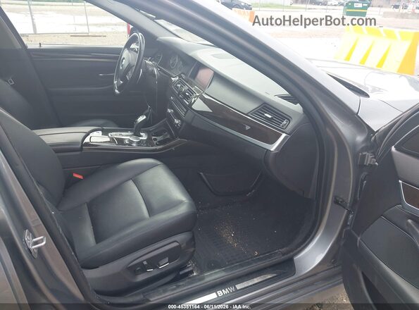 WBA5B3C50GD549738 2016 BMW 5 SERIES Gray Front interior view