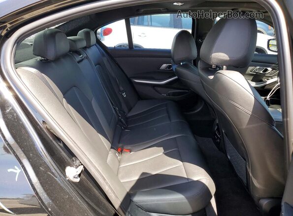 WBA5R1C58KAK11689 2019 BMW 3 SERIES Черный Вид задних сидений