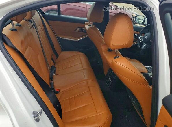 WBA5R7C50KAJ87486 2019 BMW OTHER White Հետևի նստատեղերի տեսք