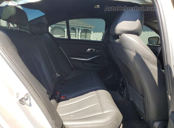 WBA5R7C59KAJ83906 2019 BMW OTHER Silver Вид задніх сидінь