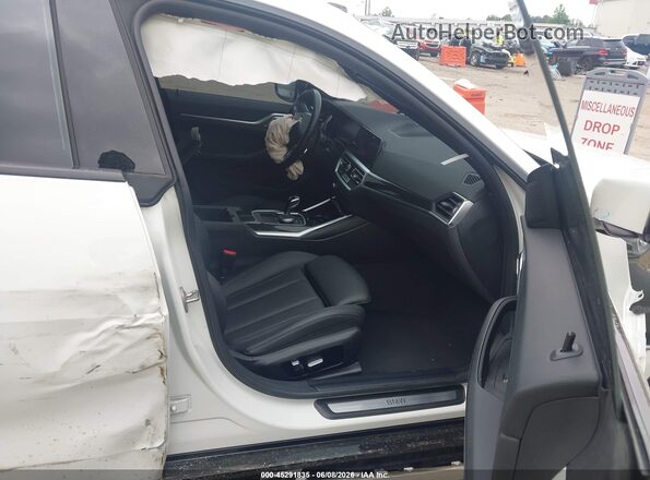 WBA63AV06PFP33030 2023 BMW 4 SERIES White Front interior view