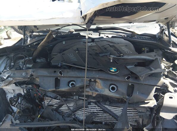 WBA6D6C52GGF94715 2016 BMW 6 SERIES Silver Widok z tyłu