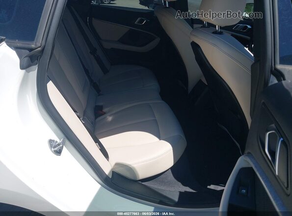 WBA73AK00N7K53954 2022 BMW 2 SERIES White Widok naklejki z numerem VIN