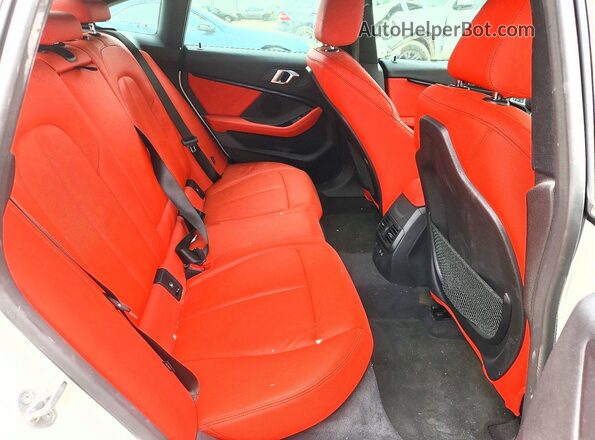 WBA73AK06M7G51753 2021 BMW 2 SERIES White Widok tylnych siedzeń