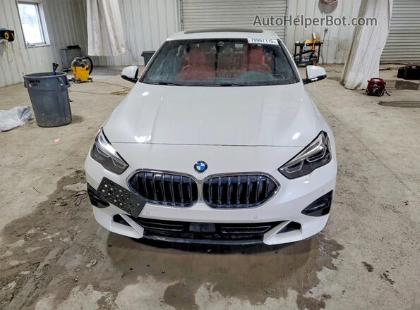 WBA73AK06M7J14992 2021 BMW OTHER White Vista frontal