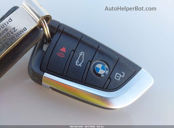 WBA73AK06M7J68325 2021 BMW 2 SERIES White Вид панелі приладів