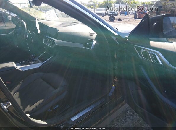 WBA73AV05PFN87837 2023 BMW 4 SERIES Black Вид салону спереду