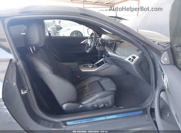 WBA73DA02TCV27422 2026 BMW M4 Gray Вид салону спереду