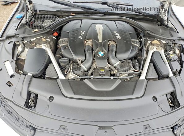 WBA7B0C54KG527532 2019 BMW 7 SERIES White Widok wnętrza z tyłu