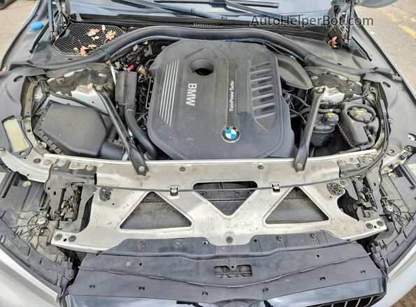 WBA7E2C50GG739080 2016 BMW 7 SERIES Silver Rear interior view