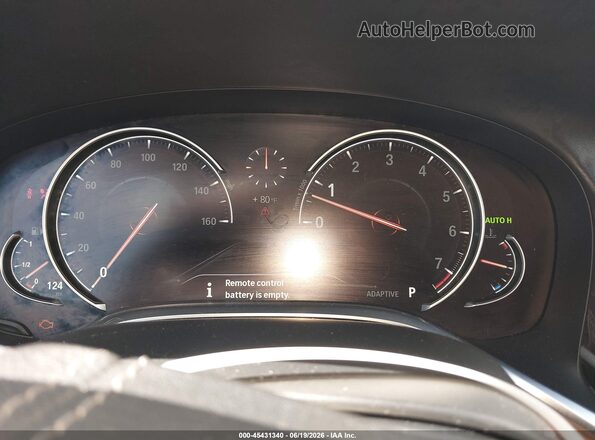 WBA7E2C55HG740470 2017 BMW 7 SERIES White Հետևի նստատեղերի տեսք