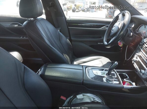WBA7E2C56JG743027 2018 BMW 7 SERIES Gray წინა სალონის ხედი