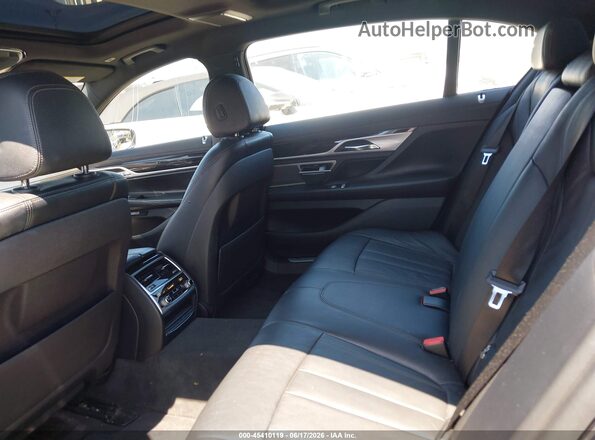 WBA7E2C56JG743027 2018 BMW 7 SERIES Gray 