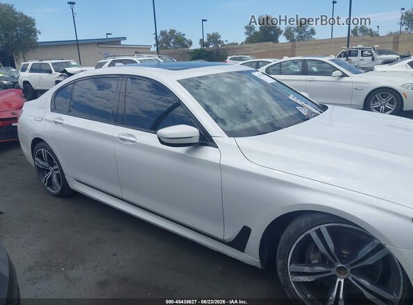 WBA7E2C57GG547011 2016 BMW 7 SERIES White Widok zestawu wskaźników