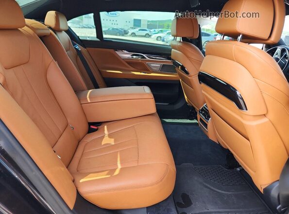 WBA7E4C59KGV28271 2019 BMW 7 SERIES Black Widok tylnych siedzeń