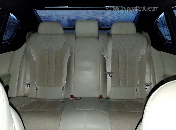 WBA7F0C32HGM21589 2017 BMW 7 SERIES Blue Вид задніх сидінь