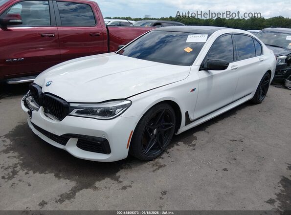 WBA7F0C52JGM23835 2018 BMW 7 SERIES White Vista tres cuartos delantera izquierda
