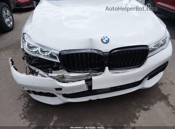 WBA7F0C52JGM23835 2018 BMW 7 SERIES White Vista frontal