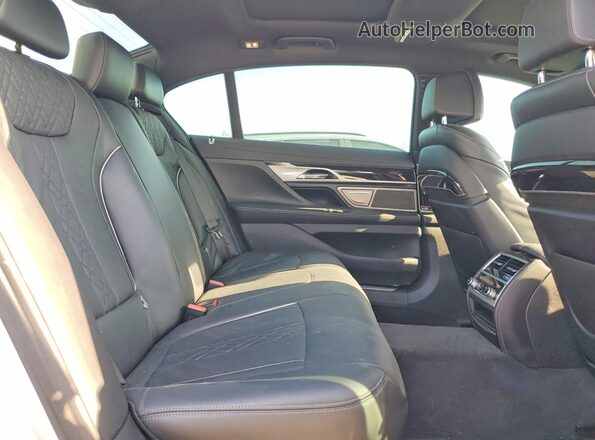 WBA7F0C5XKGM25723 2019 BMW 7 SERIES White Вид задніх сидінь