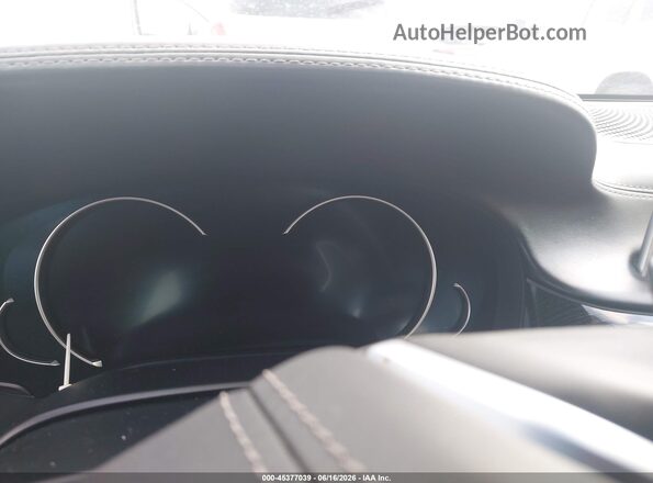 WBA7F2C32HG422771 2017 BMW ALPINA Gray Vista de los asientos traseros