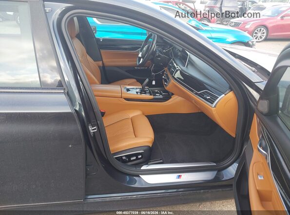WBA7F2C32HG422771 2017 BMW ALPINA Gray Vista interior delantera
