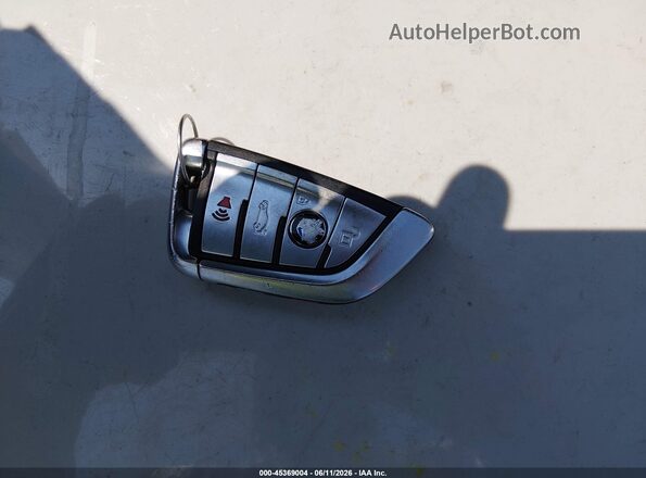 WBA7F2C33HG422777 2017 BMW ALPINA Gray წინა პანელის ხედი
