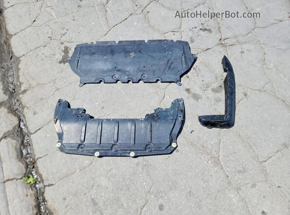 WBA7F2C50HG422379 2017 BMW 7 SERIES Black ძრავის განყოფილების ხედი