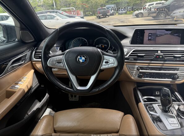 WBA7F2C51HG421483 2017 BMW ALPINA Black უკანა სალონის ხედი